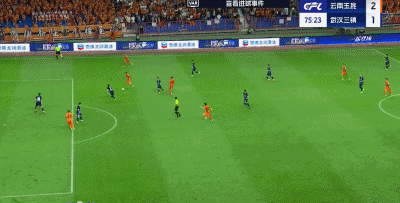 mk体育官方-中超战报：罗竞世界波，李松益自摆乌龙，云南玉昆2-1武汉三镇