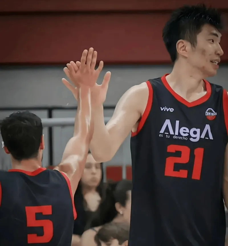 竞技体育-中国篮协发布要闻速览：三篮U23国家男队和女队获世界杯8强