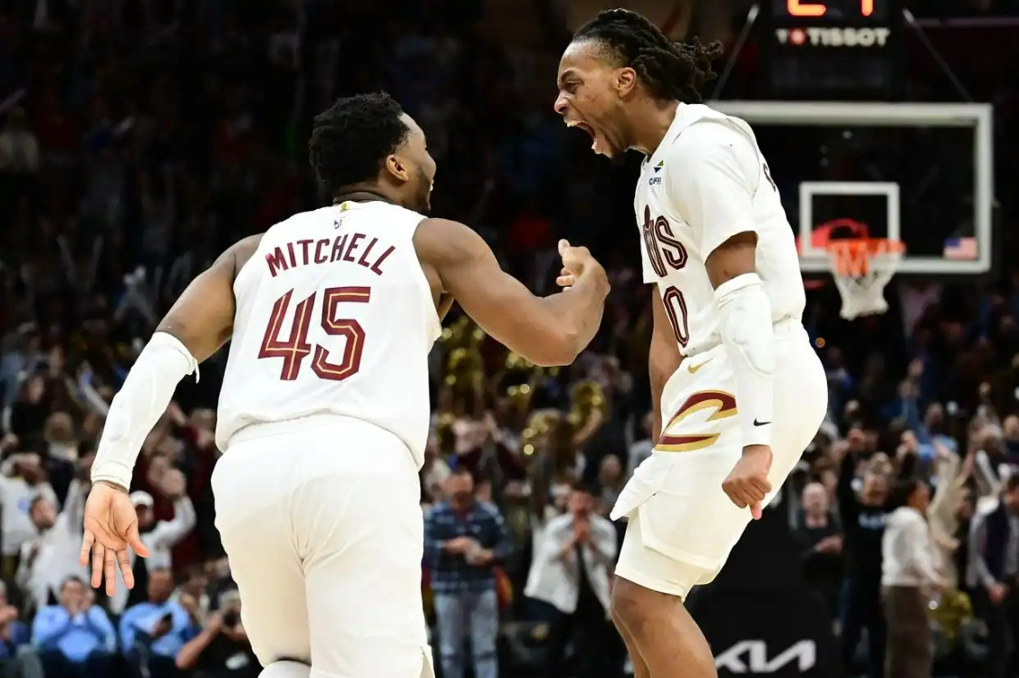 拆队倒计时！东部第八+被自家球迷嘘，2.2亿豪阵啊，就这表现？