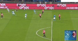 体育新闻-【意甲】AC米兰1比2客负那不勒斯 卢卡库破门