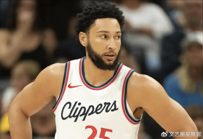 西蒙斯拒绝尼克斯的合同，嫌弃做底薪球员，想要一份更高的年薪