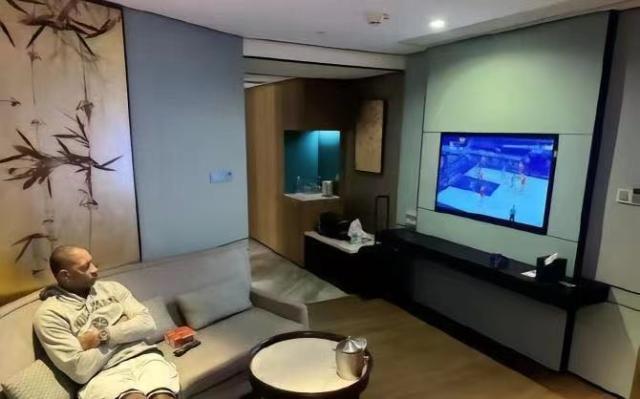 1696486116787021667.jpg MK体育直播-【夜读】别人无法想象,你还想不到吗?