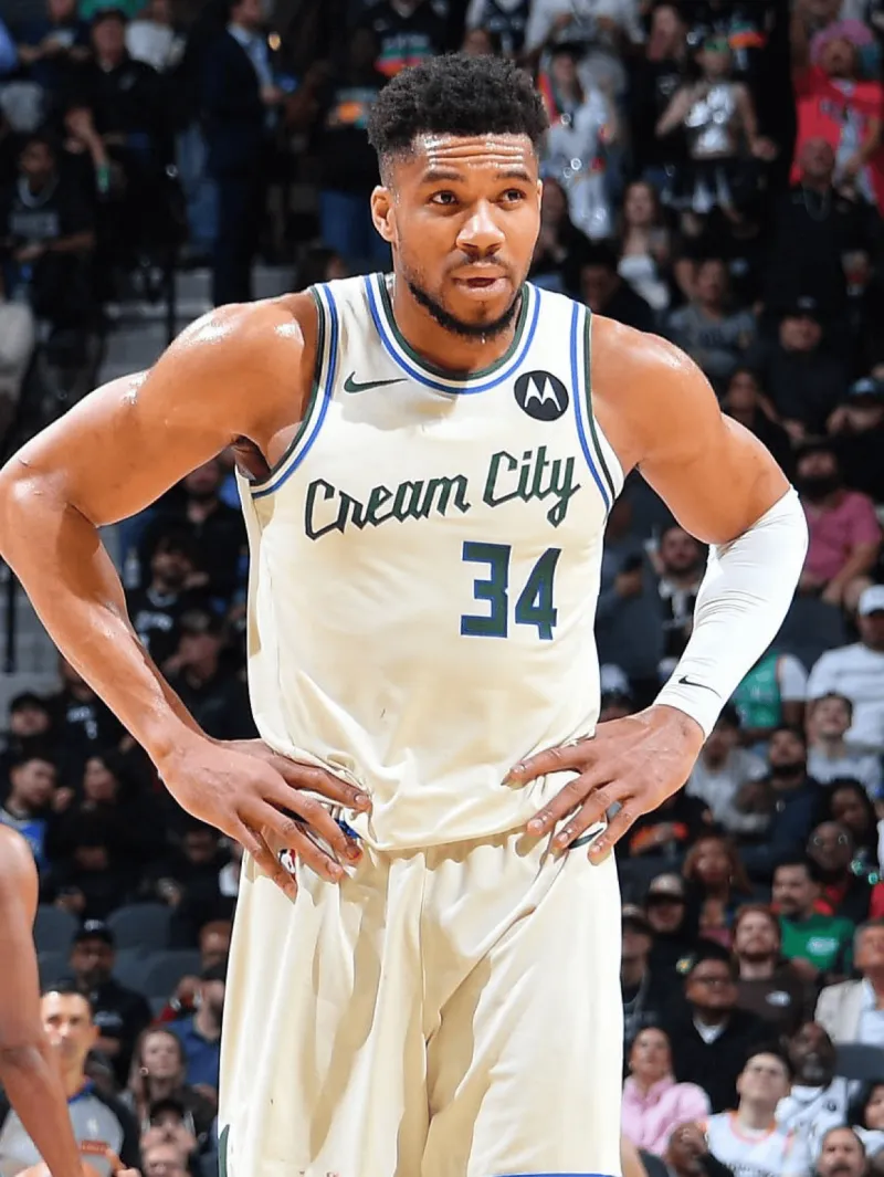 MK体育直播-NBA Central：雄鹿内部对达成重磅交易以留住字母持乐观态度