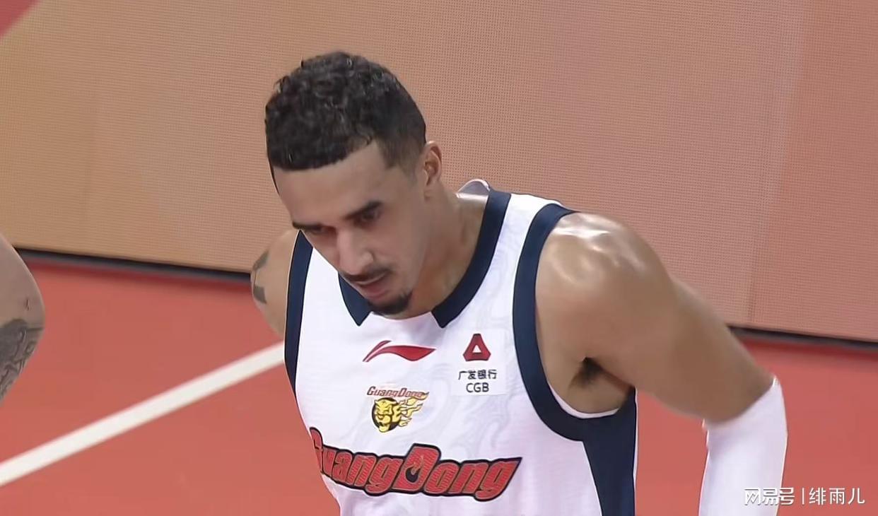 MK体育直播-不打了！广东强力外援确认下家，朱芳雨彻底失去“后路”！