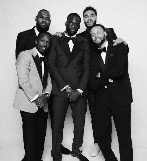 MK体育直播-格林幸福步入婚姻殿堂 婚礼安排却让科尔笑容僵硬