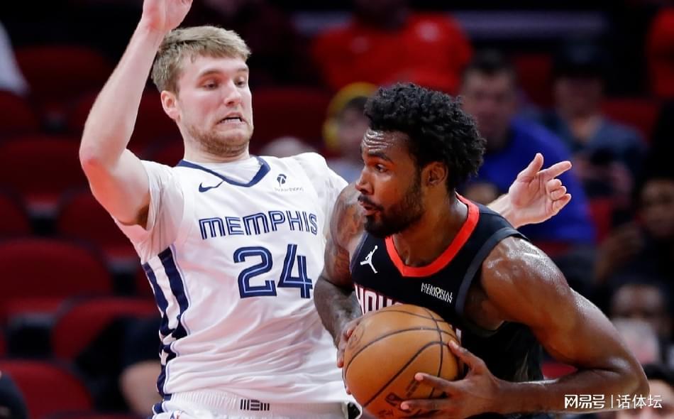 体育赛事平台-2次争议1级恶意，火箭逆袭：申京+杜兰特砍66分，谢泼德险成罪人