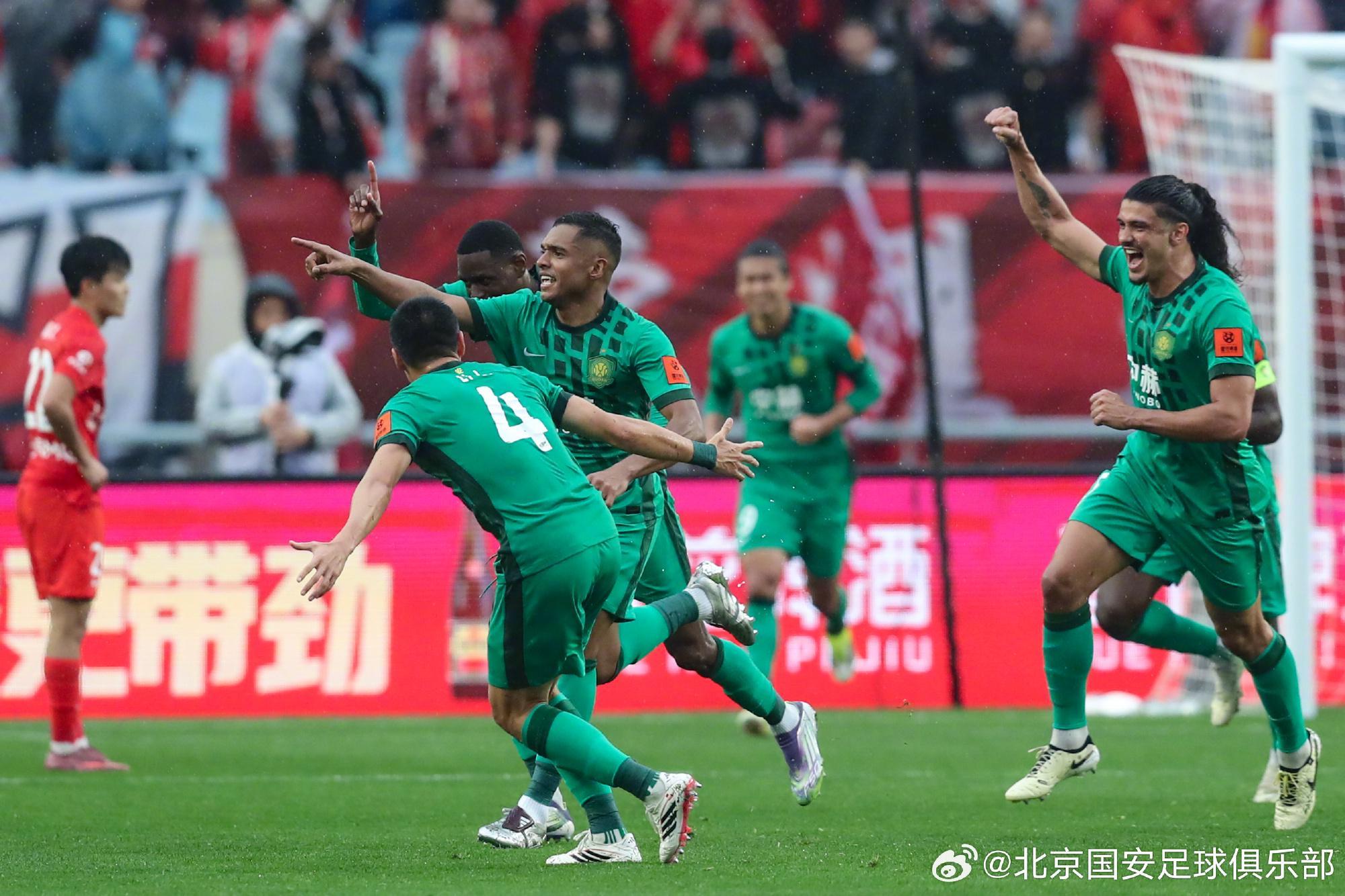 mk体育app下载-哈哈炫动+五星体育,直播上海双雄!央视领衔3家电视台聚焦京鲁战